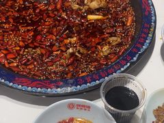 -何师傅美蛙鱼头(汉街店)