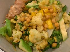 香茅鸡肉串芒果牛油果沙拉-BAKER&SPICE(安福路店)