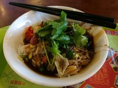 -海口骑楼小吃街