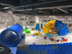 -MINI MARS KIDS CLUB亲子家庭中心(长宁天山店)