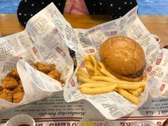 -The Habit Burger Grill 哈比特汉堡(复兴soho店)