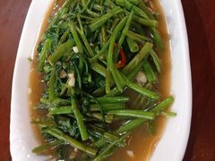 -Dang restaurant (patong phuket)
