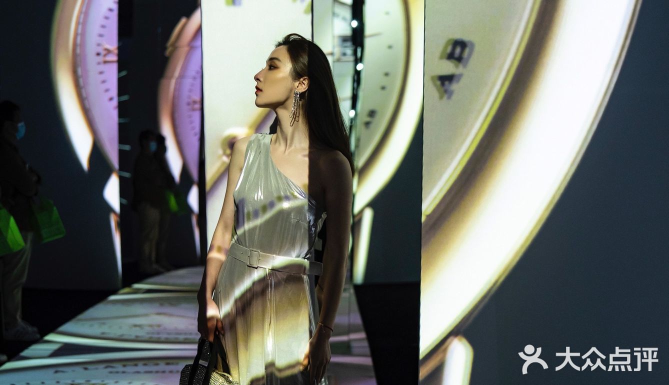 时转光回 昼夜交替|朗格『时·光』机械之境传奇登沪