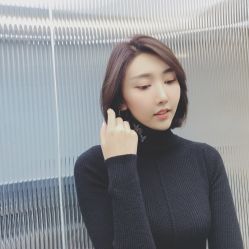 -变画·发型STUDIO