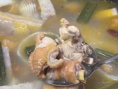 -15年老字号鑫鑫猪肚鸡·椰子鸡海南火锅(兴隆华侨农场店)