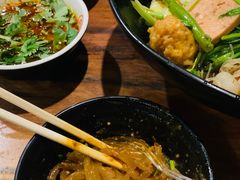 酸辣粉-万记麻辣烫国展总店