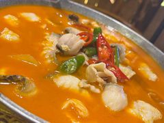 -老滇山寨•云南特色菜•地方菜•民族风情歌舞表演(金碧店)