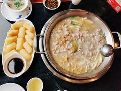 -老来福·非遗酸汤兔(凯旋路店)