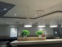 大堂-肯德基(亦庄上海沙龙店)