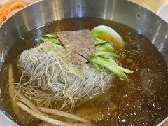 水冷面-江南面屋(明洞店)