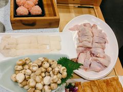 -烹然四季椰子鸡火锅(团结湖总店)