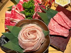 -铭牛烧肉·和牛海鲜自助(高新月牙湖店)