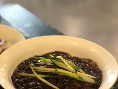 炸酱面-桃园中华料理炸酱面(燕儿岛路店)