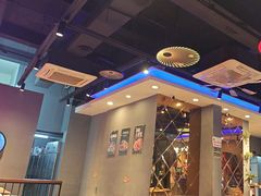 -老街烧烤大排档·地道湖北菜·龙虾馆(汉口火车站店)