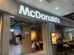 -麦当劳(中二横路店)