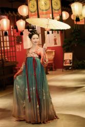 -支流映画摄影·汉服妆造跟拍(本宫来了银泰店)