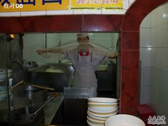 -西部马华清真兰州牛肉面·烧烤夜市(关东店)