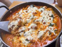 -亲昵春川鸡排(韩国美食街店)