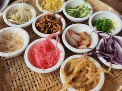 -包整·丝娃娃(一览甲秀楼风景店)