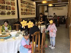 -华光驿站私房菜·黑金冠