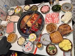 -卤校长老火锅(杨家坪直营店)