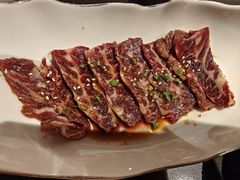 -山川小町·极番烧肉(新地假日广场店)