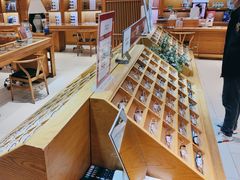 -宝丽眼镜(湖墅店)