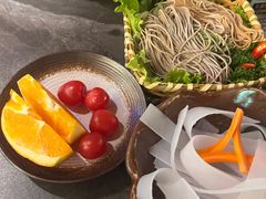 -湊湊火锅·茶憩(杭州湖滨银泰in77店)