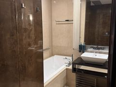 -广州天河希尔顿酒店