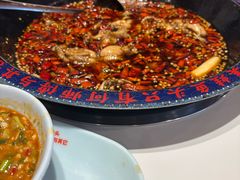 -何师傅美蛙鱼头(汉街店)