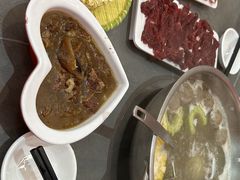 -官塘陈记鱼生·潮汕砂锅粥·牛肉火锅(潮枫路总店)