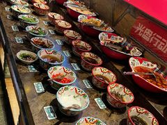 -老牌坊云南鱼豆花火锅(哈西万达店)