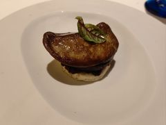 -AZUR聚(香格里拉饭店)
