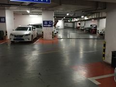 -苏宁电器广场·停车场