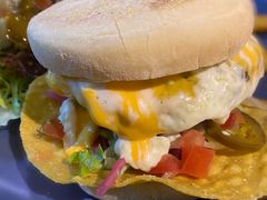 墨西哥香辣汉堡-Famous肥猫墨西哥音乐餐吧(五棵松华熙LIVE店)