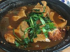 -碧流河炖鸡馆