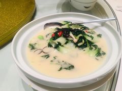 广东浓汤奶白菜-御花园酒店(希尔顿店)