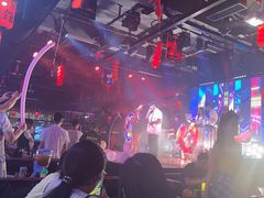 -喜鹊音乐酒馆(西街店)
