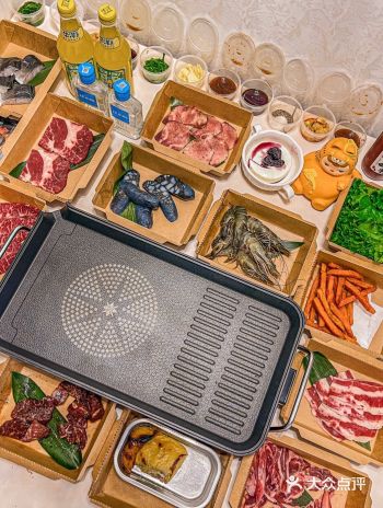 疫情不能堂食｜宅家吃烤肉外卖还送锅️喝自制桑葚酸奶啦啦啦～