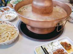 -东门口涮肉·砂锅·烤串(老门东店)