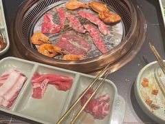 -梨花甄选自助烤肉(小寨原力场店)