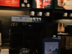 -星巴克(长沙麓南广场店)