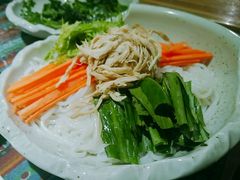 凉拌鸡肉米线-慢丽江·云南野生菌土鸡锅(付家庄店)