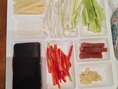 -梅利汴京烤鸭•开封豫菜地标店(东司门店)