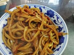 -珠宝街老左杂酱面馆