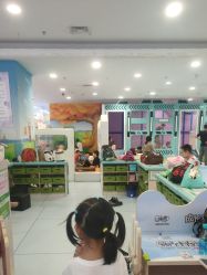 -孩子王童乐园(唐山万达广场店)