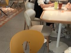 -必胜客(阿罗海店)