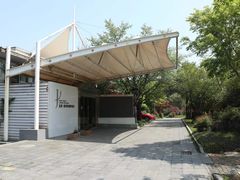 -宝界普菲特湖畔酒店