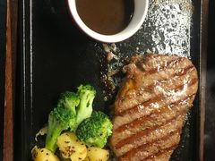-必胜客(WOW黄骅华贸店)