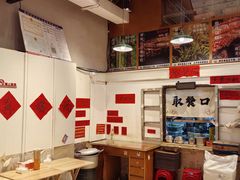 -柳州肥姨妈大骨螺蛳粉(万达中心店)